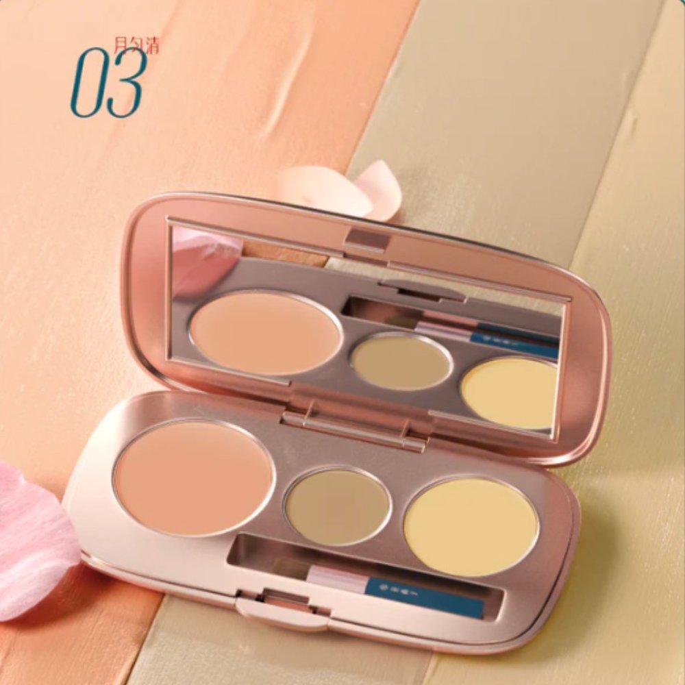 NIB  Florasis Tri-Blossom Correcting Concealer, Color #3 (moon) - NIB